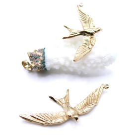 Pendentif Oiseau 48 mm – Acier Inoxydable 304 Doré à l’Or Fin 18K IONIQUE