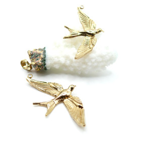 Pendentif Oiseau 48 mm – Acier Inoxydable 304 Doré à l’Or Fin 18K IONIQUE