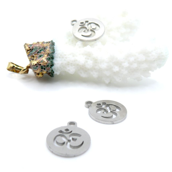 Pendentifs Yoga, Ohm 12 mm – Acier Inoxydable Argenté