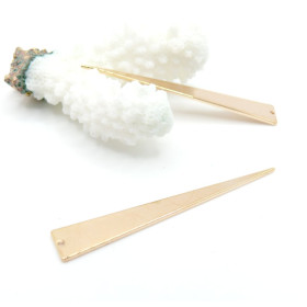 Pendentifs triangle 51 mm – Laiton Doré à l’or fin 18K