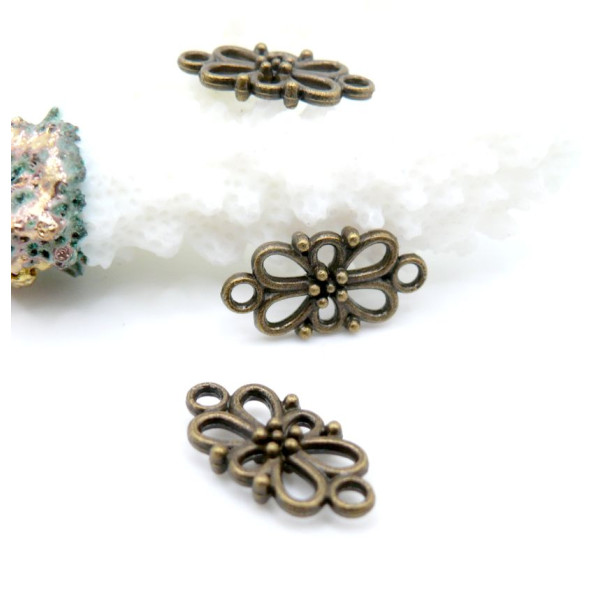 Connecteurs Fleurs Rectangle 16x8mm Bronze