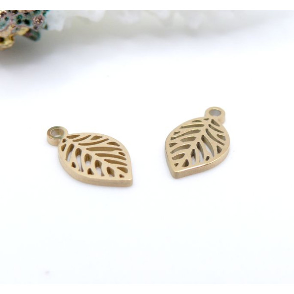 Pendentifs Petite Feuille 12 mm – Acier Inoxydable 304 Doré, placage IONIQUE