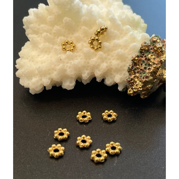 Perles Intercalaires Forme Fleurs 6 x 2 mm – Acier Inoxydable 304 Doré à l’or fin 18K, IONIQUE