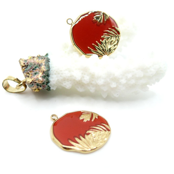 Pendentif Médaillon Feuille Résine Émaillée Rouge – Acier Inoxydable 304 Doré 14K PVD
