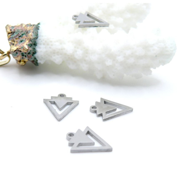 Pendentifs Double Triangle 10 mm – Acier Inox  Argenté