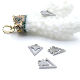 Pendentifs Double Triangle 10 mm – Acier Inox  Argenté