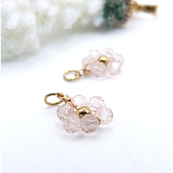 Pendentifs Fleur avec Perles Verre Rose Pâle – Acier Inoxydable 304 Doré