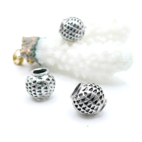 Perles Intercalaires Martelées Lanterne 11x10.5mm – Métal Argent Antique