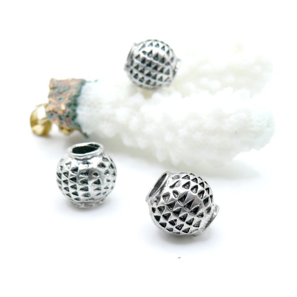 Perles Intercalaires Martelées Lanterne 11x10.5mm – Métal Argent Antique