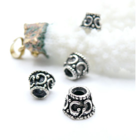 Coupelles Calottes Fleur 8mm – Argent Antique