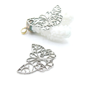 Grands Pendentifs Papillon Dentelle 28x36mm – Métal Argent Antique