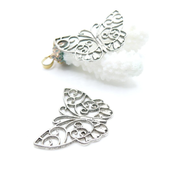 Grands Pendentifs Papillon Dentelle 28x36mm – Métal Argent Antique