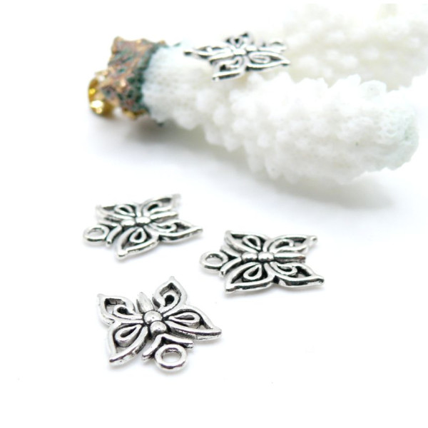 Breloques Papillon 15x12mm – Argent Antique