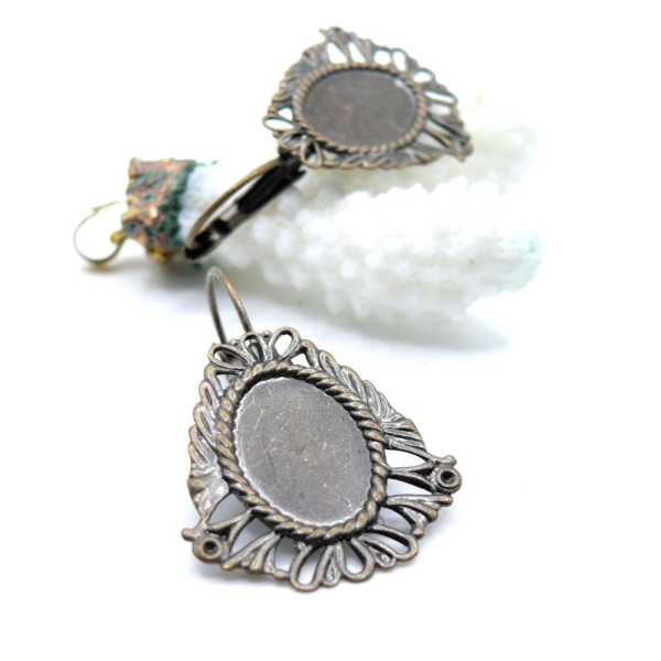 Supports Boucles d’oreilles Dormeuse Rétro Vintage – Laiton – Finition Bronze