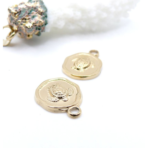 Pendentif Tortue dans médaillon 16 mm , Acier Inox 304  Doré à l’Or fin 18K, IONIQUE