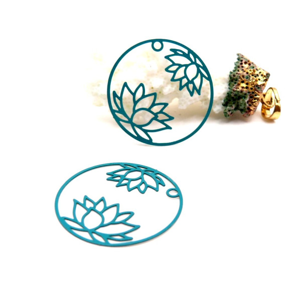 Estampes pendentif filigrane Fleur de Lotus dans Cercle 27mm Métal Bleu Canard