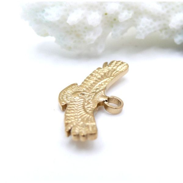 Pendentif Aigle 25 mm – Acier Inox 304 – Doré à l’Or fin 18K, placage PVD