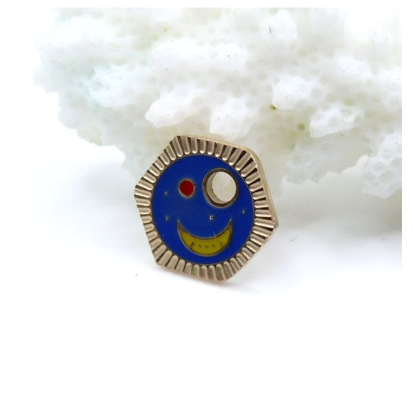 Pendentif Hexagone en resine émaillé Lune 10 mm – Acier Inox 304 – Doré à l’Or fin 18K, placage IONIQUE (IP)