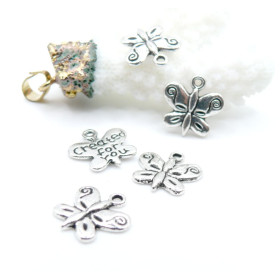 PS112051 – Lot de 10 ou 20 Pendentifs Breloques Petits Papillons métal Argent Antique CREATE FOR YOU