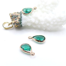 Pendentifs Forme Goutte 14 mm en Verre Facetté – Laiton – Finition Doré