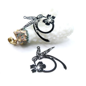 Estampes Pendentifs Filigrane Colibri & Fleur 27 mm – Métal – Finition NOIRE