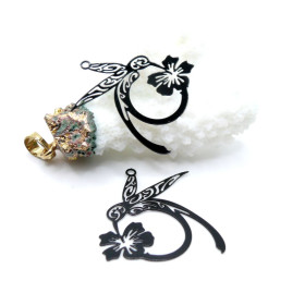 PS110886945 – Lot de 2 ou 4 Estampes Pendentifs Filigrane Colibri & Fleur 27 mm – Métal – Finition NOIRE