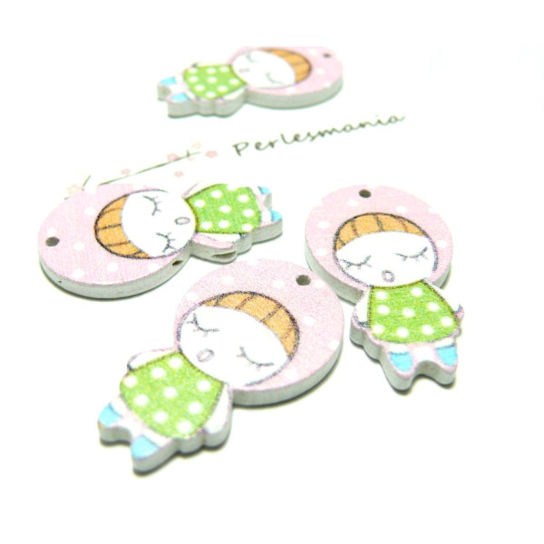 Pendentifs Bois Petite Poupée Rose 31x18mm