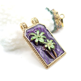 Pendentif Rectangle 30 mm avec Palmier en Résine Émaillée – Acier Inox 304 – Doré à l’Or fin 18K, placage IONIQUE (IP)