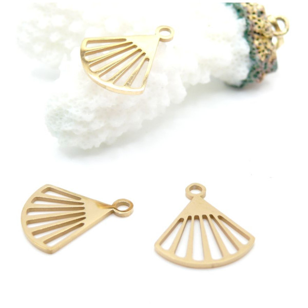 Pendentifs Éventail 17 mm – Acier Inox 304 – Doré à l’Or fin 18K