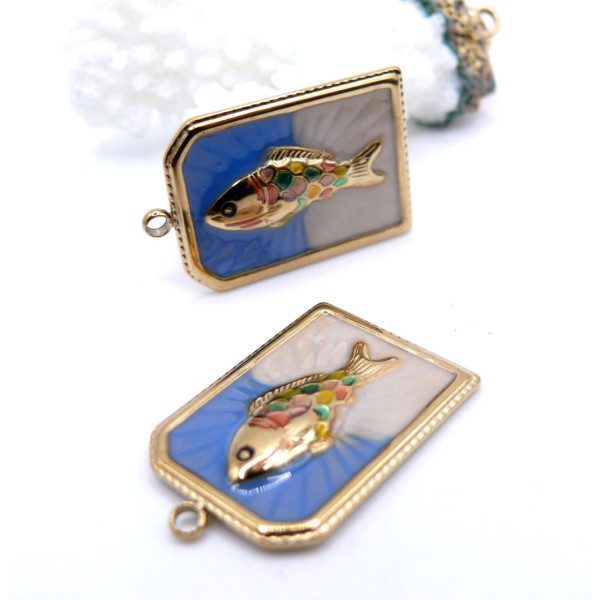 Pendentif Rectangle Poisson 28 mm en Résine Émaillée – Acier Inox 304 – Doré à l’Or fin 18K, placage IONIQUE (IP)
