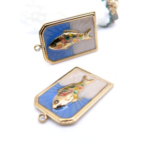Pendentif Rectangle Poisson 28 mm en Résine Émaillée – Acier Inox 304 – Doré à l’Or fin 18K, placage IONIQUE (IP)