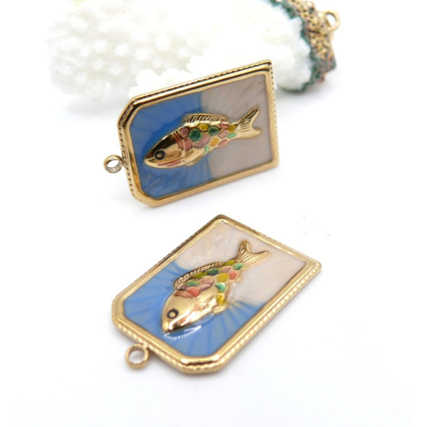Pendentif Rectangle Poisson 28 mm en Résine Émaillée – Acier Inox 304 – Doré à l’Or fin 18K, placage IONIQUE (IP)