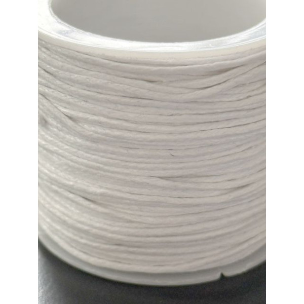 Bobine d'environ 20 mètres de fil coton ciré 1mm Blanc