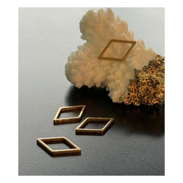 Pendentifs Connecteur Fermé Losange 20mm – Acier Inoxydable Doréré