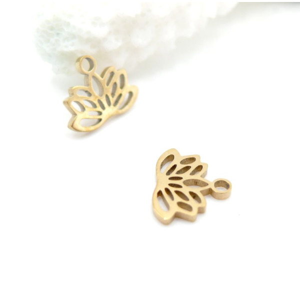 Pendentifs Mini Fleur de Lotus Yoga 7.5x9.5mm – Acier Inoxydable 304 Doré 18K, IONIQUE