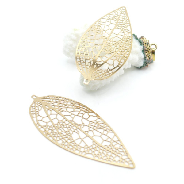 Pendentifs,  Estampes Feuille ajourée  64 mm, Acier Inox 304  Doré à l’Or fin 18K