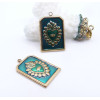 Pendentif  Rectangle avec Cœur Ex-Voto Émaillé 28 mm – Laiton Doré à l’Or Fin 18K