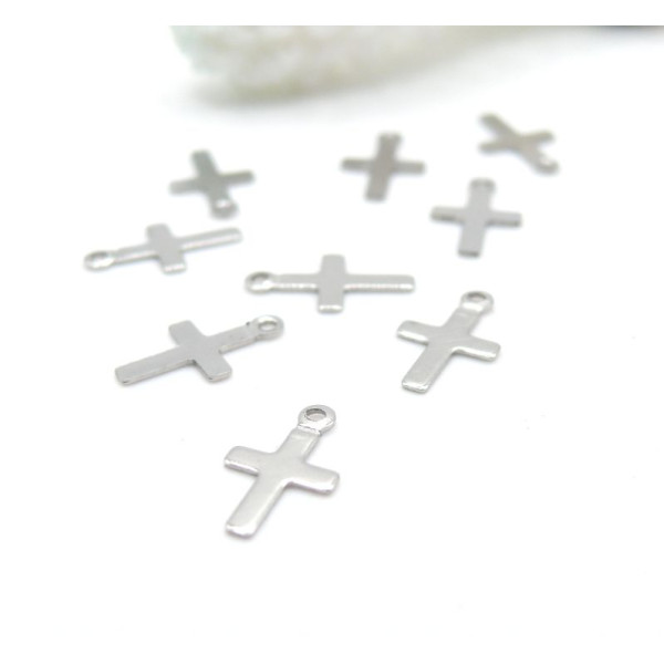 Pendentifs petites Croix 10mm – Acier Inoxydable 304 Argenté