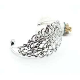Supports Bracelet Filigrane Métal Couleur Argent Antique