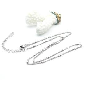 Collier avec Maille Classique et Maille Tube 41 cm – Acier Inox 304 – Argenté