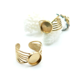 Support de Bague Forme Nœud 8 mm – Acier Inox 304 – Doré, placage IONIQUE (IP)