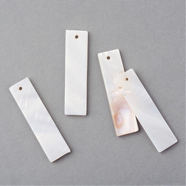 Pendentifs Rectangulaires 40 mm – Nacre Naturelle Blanc Crème
