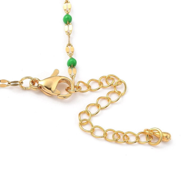 Collier Court Choker 40 cm – Maille Grain de Café, Résine Émaillée Verte – Acier Inoxydable 304 Doré