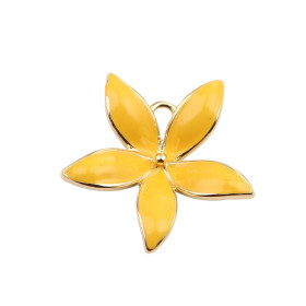 Pendentif Fleur Exotique en Résine Émaillée Jaune 24 mm – Cuivre Doré à l'Or Fin 18K