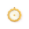 Pendentif Fleur avec Nacre Naturelle 30 mm – Acier Inox 304 Doré à l'Or Fin 18K – Placage PVD
