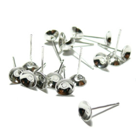 Boucles d’oreille clou puce Forme Coupe 8mm – Laiton Argent Platine