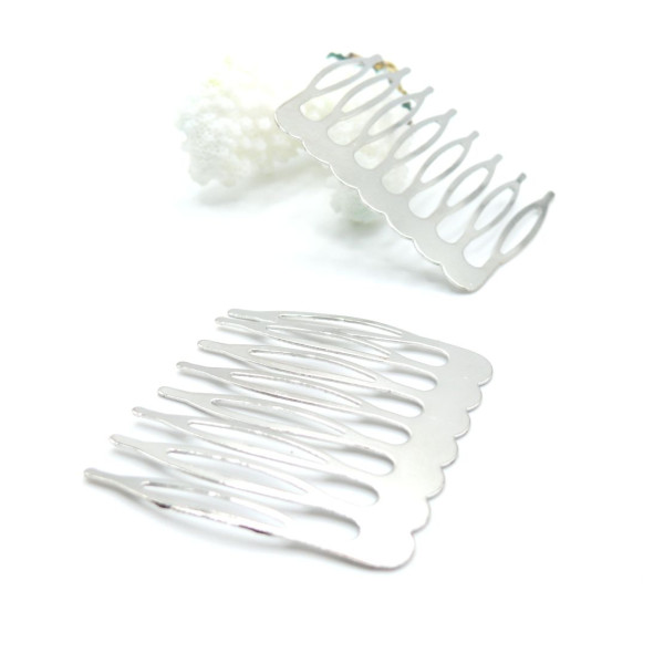 Peignes à Cheveux 40 par 50 mm – Métal Argent Platine