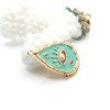 Pendentif Goutte Œil de Protection en Résine Émaillée 27 mm – Laiton Doré à l'Or Fin 18K – Placage IONIQUE (IP)