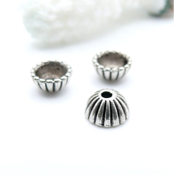 Coupelles Calottes Coquilles Striées 9x4mm – Métal Argent Platine