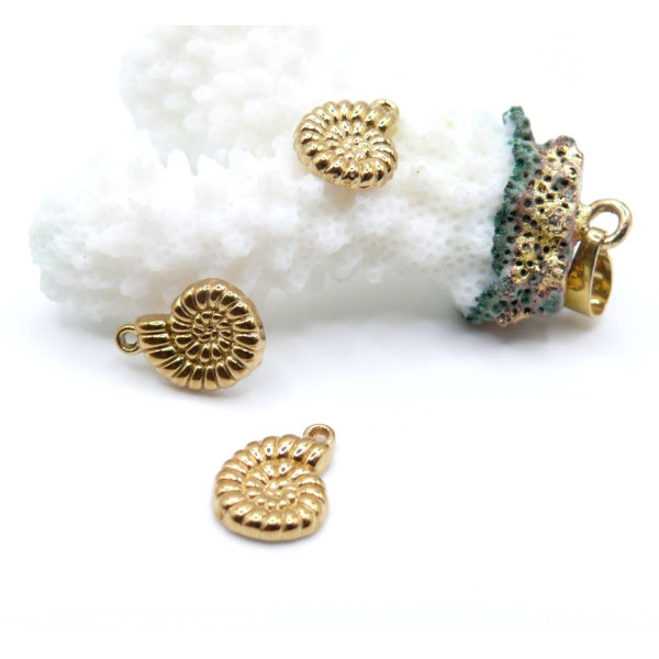 Pendentifs Charms Coquillage 13,5 mm – Acier Inox 304 Doré à l'Or Fin 18K – Placage PVD IONIQUE (IP)